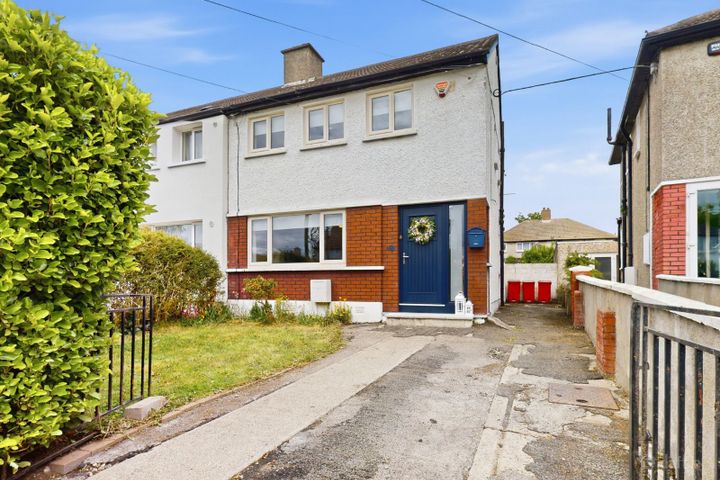 18 Shanliss Grove, Santry, Dublin 9