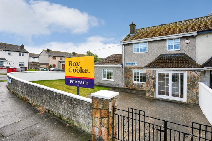 16 Barnamore Park, Finglas, Dublin 11, D11 A4W2