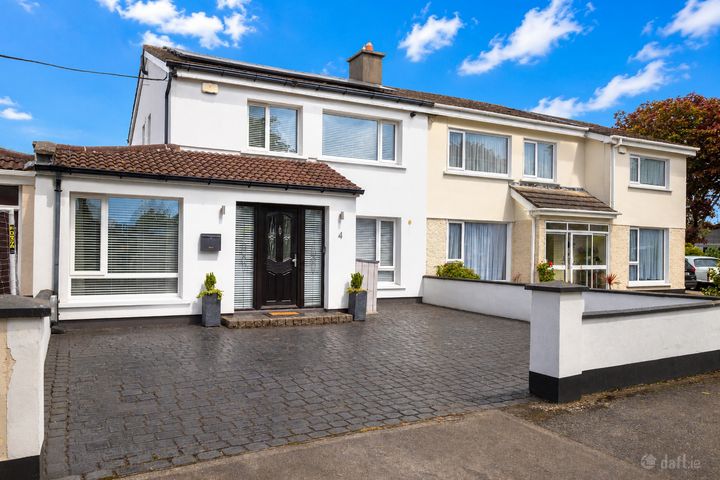 4 GLENVILLE COURT, CLONSILLA, DUBLIN 15