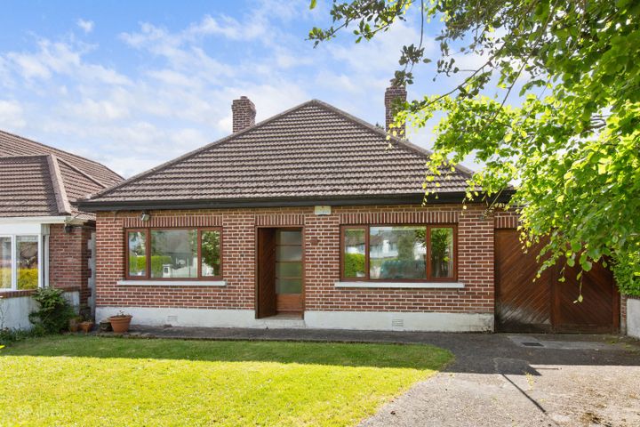 22 Myrtle Grove, Stillorgan, Co. Dublin