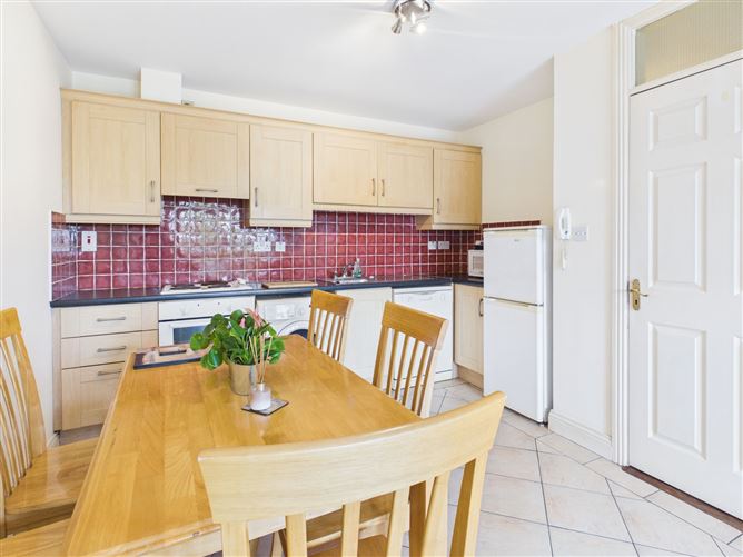 Apartment 73, Cluain Riocaird, Castlegar, Galway City, Co. Galway