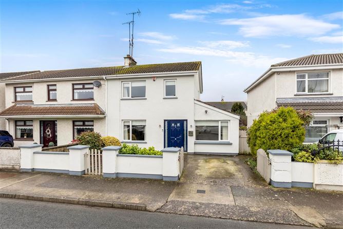 6 Holly Park, Bay Estate, Dundalk, County Louth