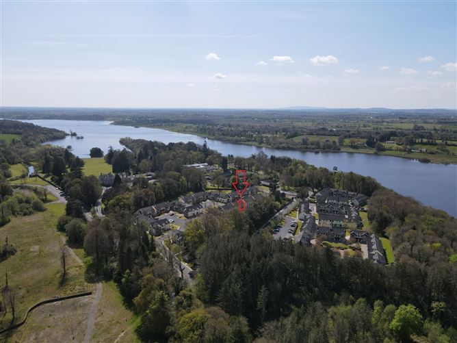 20 Earl Court, Lough Rynn, Mohill, Co. Leitrim