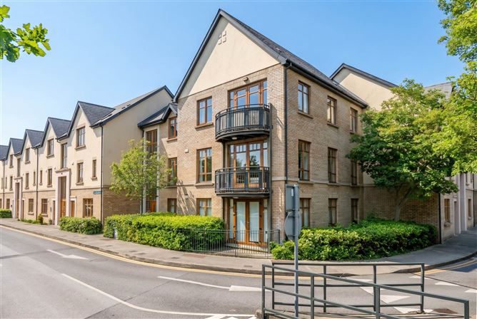 17 Woodbrook Park, Dublin 15
