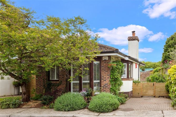 14 The Orchard, Monkstown Valley, Monkstown, Co. Dublin
