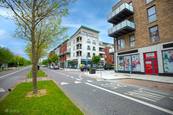 APT 10, 54 MAIN ST, DONAGHMEDE