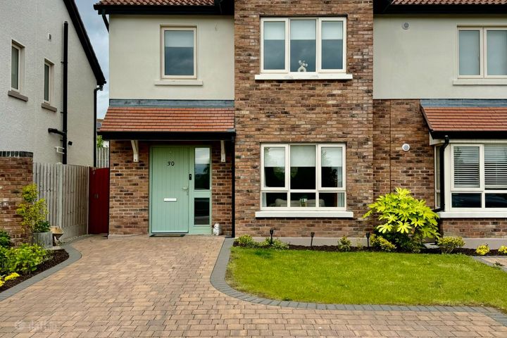 30 Marlmount Court, Old Dublin Road, Dundalk