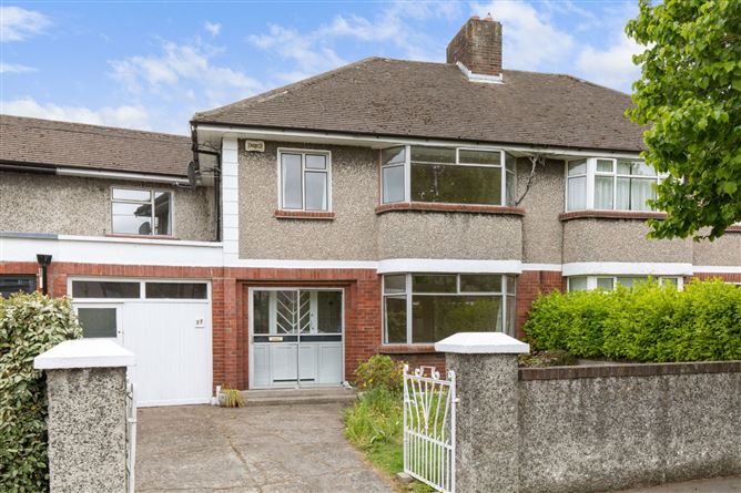 17  Oaklands Drive, Sandymound, Dublin 4