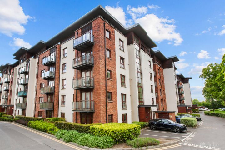 69 PARKLANDS, NORTHWOOD, SANTRY DUBLIN 9