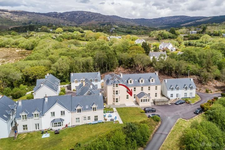 APARTMENT 5, HARBOUR VIEW, GLENGARRIFF, BANTRY, CO. CORK
