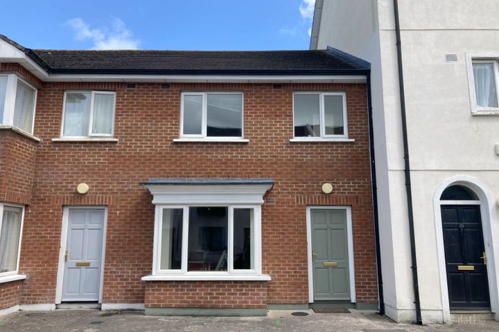 34 Croke Gardens, Thurles, Co. Tipperary, E41E4X7