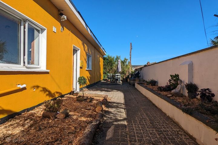 1167 COLVILLE ST, ROSSLARE HARBOUR, WEXFORD