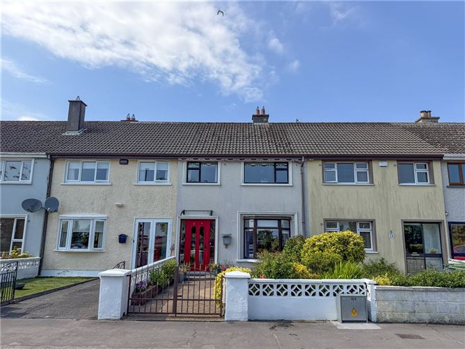 77 Corrib Park, Newcastle, Galway