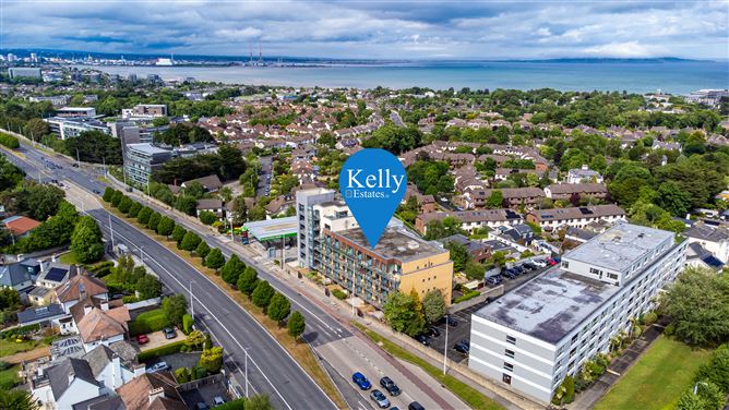 33 Merrion Hall, Mount Merrion Ave, Blackrock