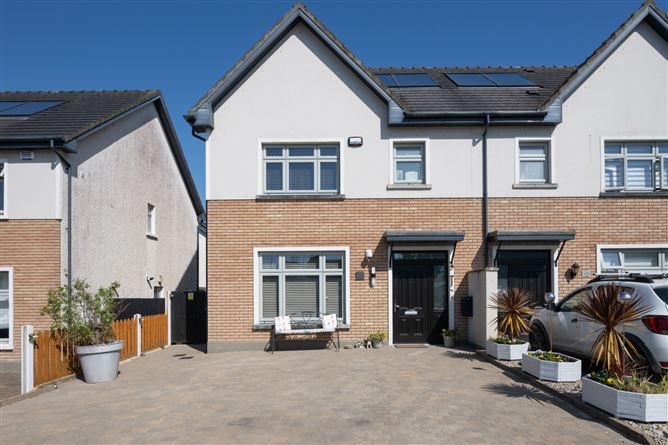 25 THE PARK, ROSMORE, OLD CORK ROAD