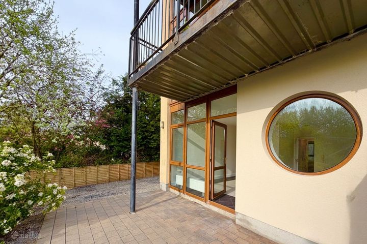 Apartment 1 Riverbank House, Greenshill , Kilkenny, Kilkenny