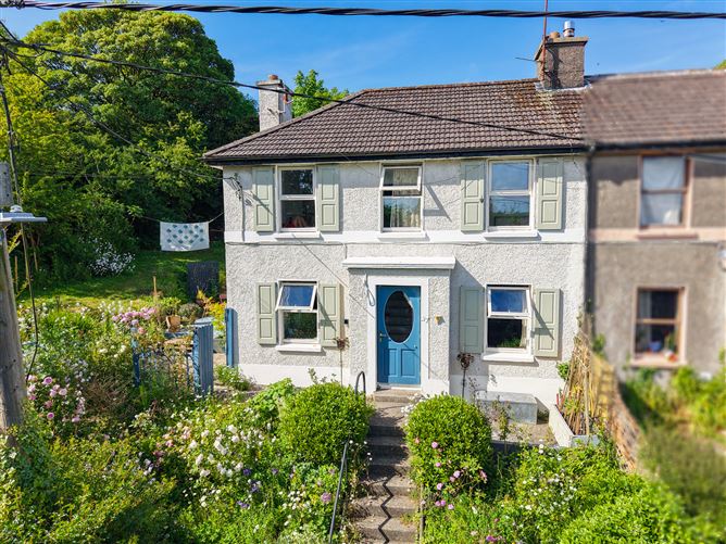 27 ASSUMPTION PLACE, CLONAKILTY, CORK