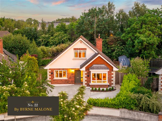 22 THE HALL, CURRAGH GRANGE, GREEN RD