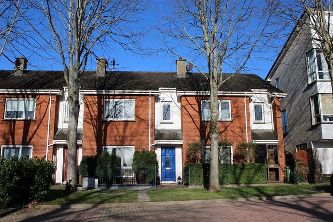 42 Castlecurragh Vale, Mulhuddart, Mulhuddart, Dublin 15, D15F72Y