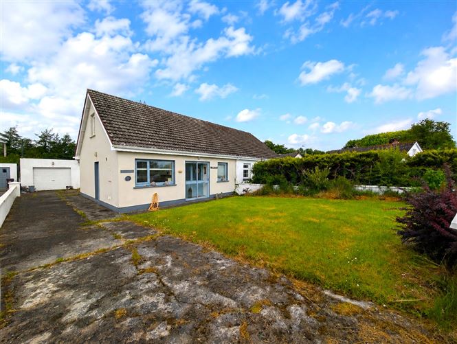 10 TOWER VIEW, MEELIVK, SWINFORD