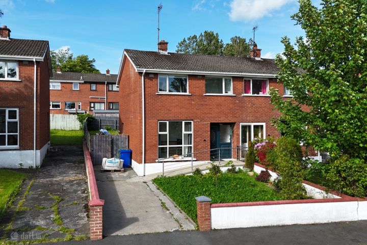 66 ASHLAWN, LETTERKENNY, DONEGAL