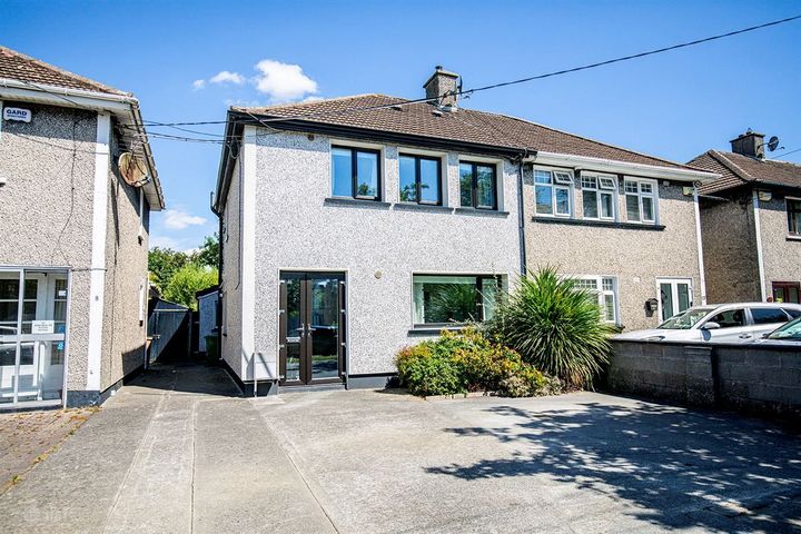 10 COOLEEN AVE, BEAUMONT, DUBLIN 9