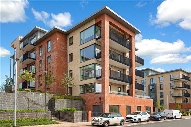 4 ORBY, PHOENIX PARK AVENUE, PHOENIX PARK RACECOURSE
