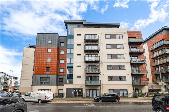 APARTMENT 5, MERIDIAN COURT, ROYAL CANAL PARK, DUBLIN 15