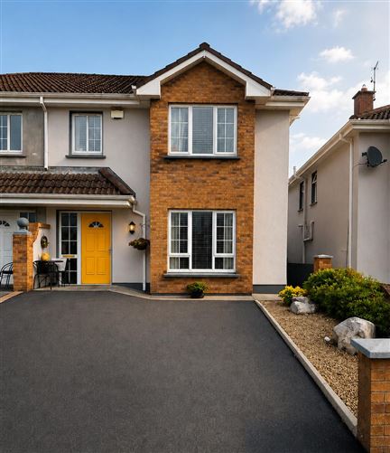 64 Hazelwood, Loughrea, Co. Galway, H62YY77