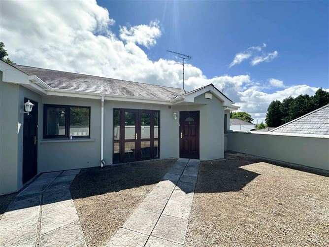 2 GLEBE LANE, RATOATH, MEATH