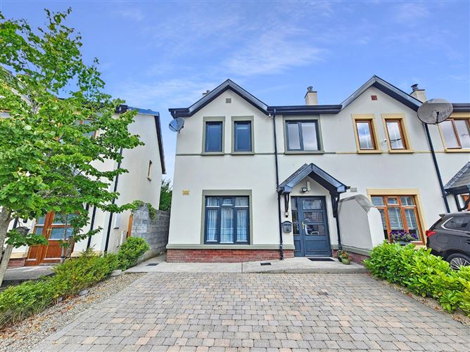 73 CLUAIN ROS LEAMHAIN, ROSLEVAN, ENNIS