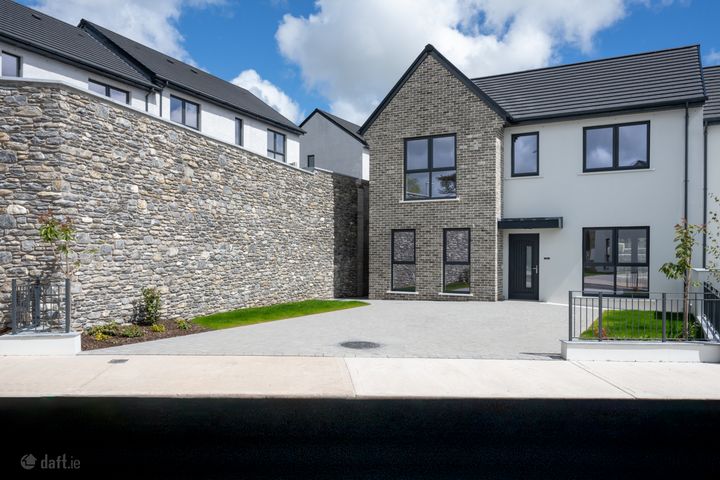 Lakeview, Castleredmond, Midleton, Co. Cork, Lakeview, Castleredmond, Midleton, Co. Cork