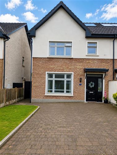 40 The Lawn, Janeville, Carrigaline, Co. Cork, P43F858