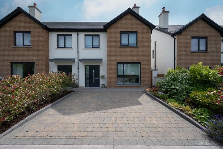 8 The Mews, Carrigane, Carrigtwohill