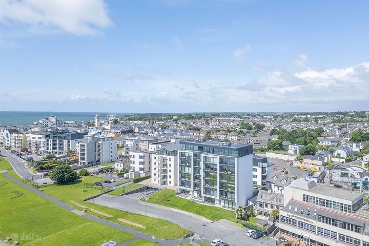 APT 22, COVA DA IRIA, 105 UPPER SALTHILL