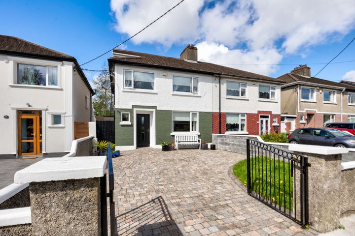154 SHANTALLA RD, SANTRY, DUBLIN 9