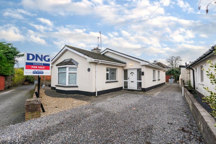 Teach Sean Thomáis, Langton Road, Newbridge, Co. Kildare, W12WP26