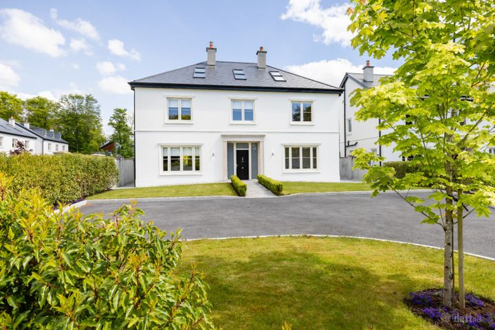 25 REDINGTON WOODS, CLARINBRIDGE, CO. GALWAY