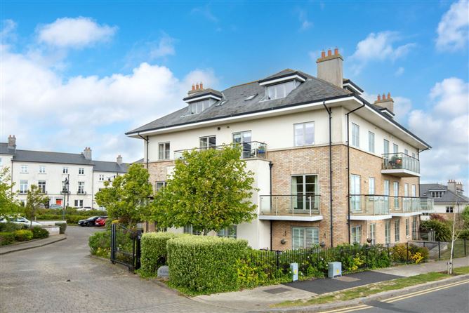 14 THE ANCHORAGE, THE CRESCENT, ROBSWALL MALAHIDE