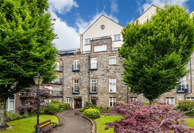214 GRACEPARK MANOR, DRUMCONDRA, DUBLIN 9