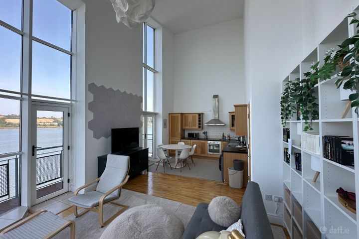 APT 32, MARINERS QUAY, PASSAGE WEST