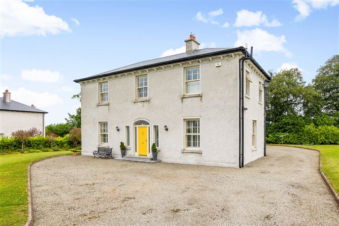4 The Village, Allen, Naas