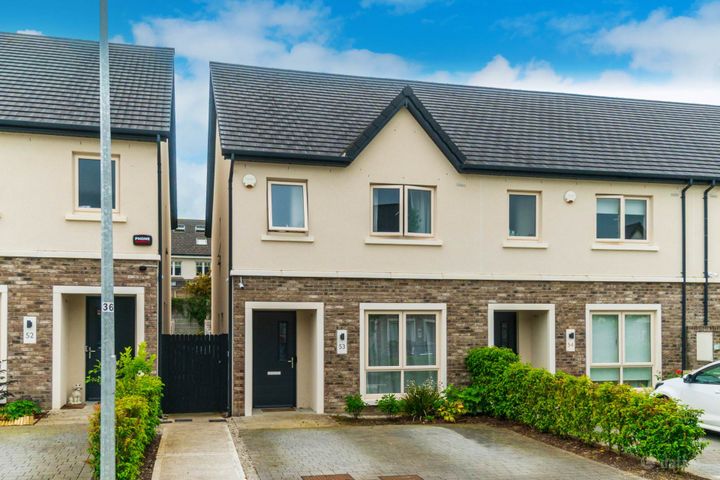 53 LINDEN AVENUE, LINDEN DEMESNE, MAYNOOTH