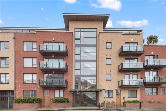 29 HARBOUR COURT, GEORGES PLACE, DUN LAOGHAIRE