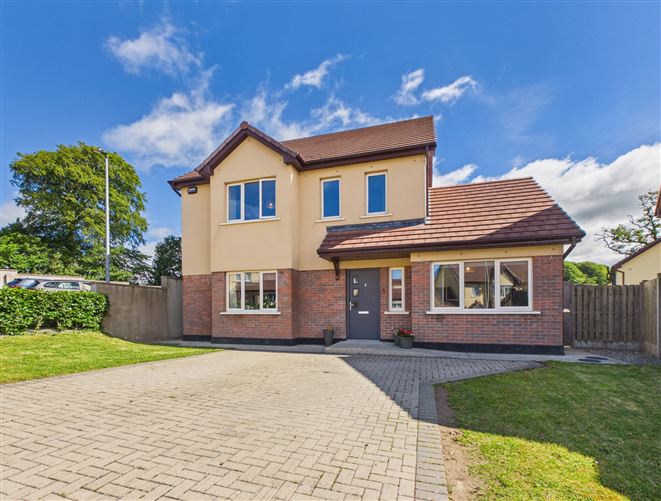 11 WILLOW GROVE, OAK RIDGE, AYLESBURY ROAD, FERRYBANK, WATERFORD