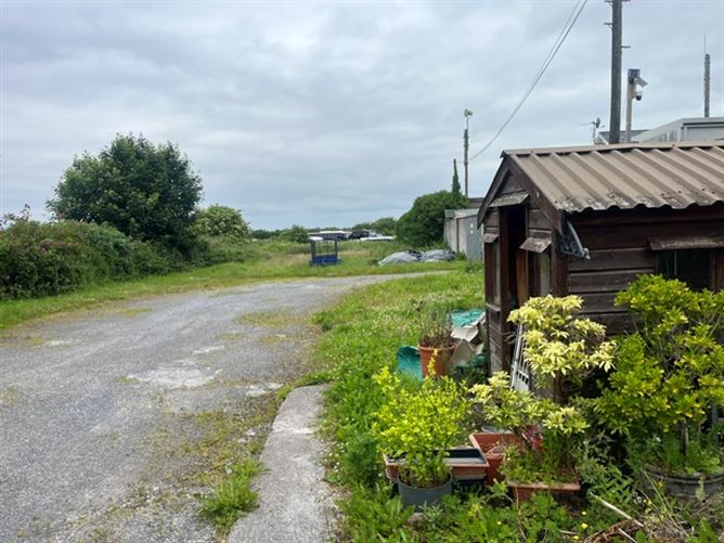 Main Street, Banagher, Banagher, Co. Offaly, R42FK02