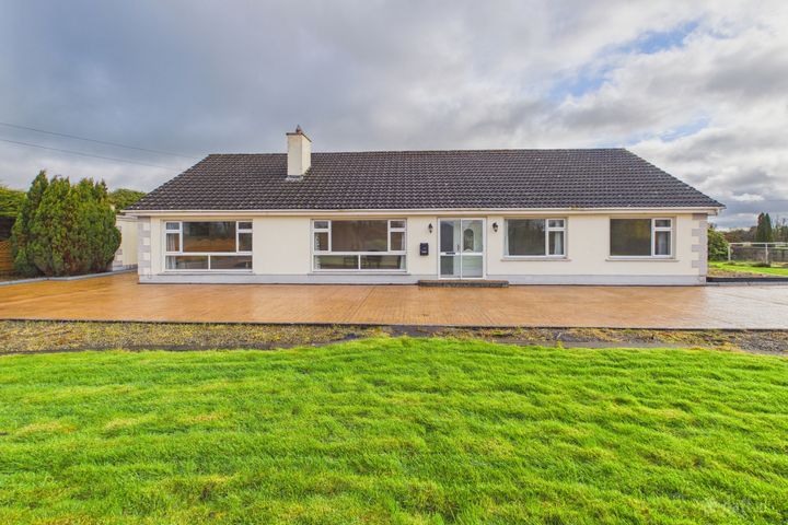 Sonnagh, Ahascragh, Ballinasloe, Co. Galway, H53FW02