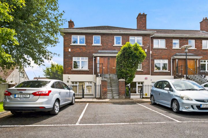 2 WAINSFORT MANOR GROVE, TERENURE, DUBLIN