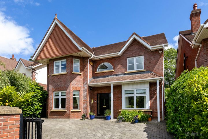 3 PAVILLION GATE, CARRICKMINES, DUBLIN