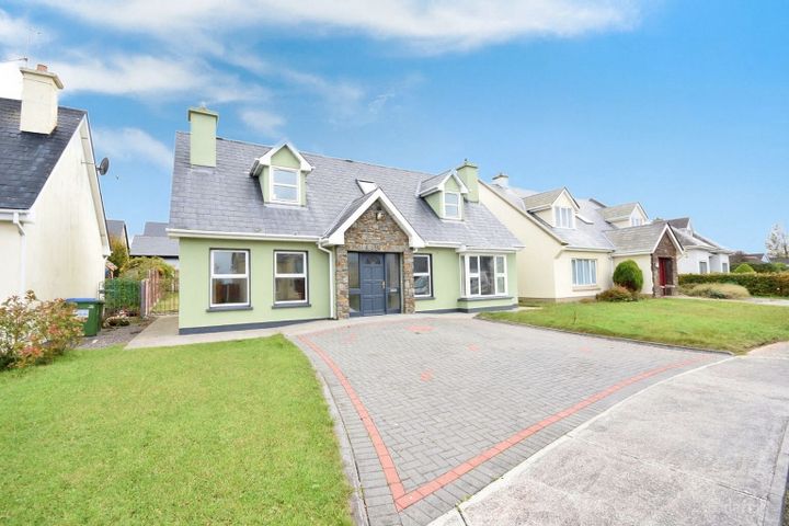 14 Slí Na Spéire, Clieveragh, Listowel, Co. Kerry, V31WF24